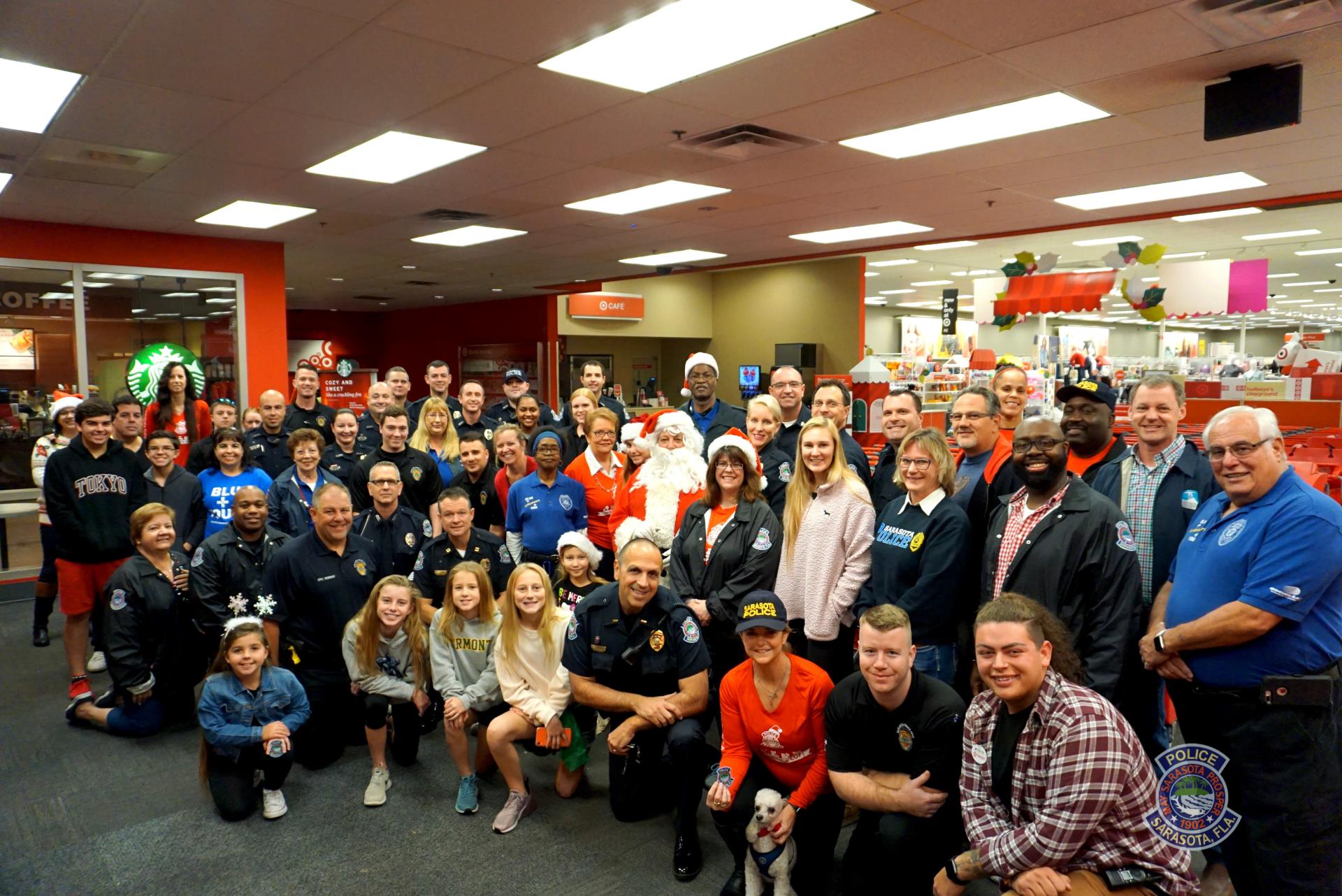 2018 Shop with a Cop Group Photo